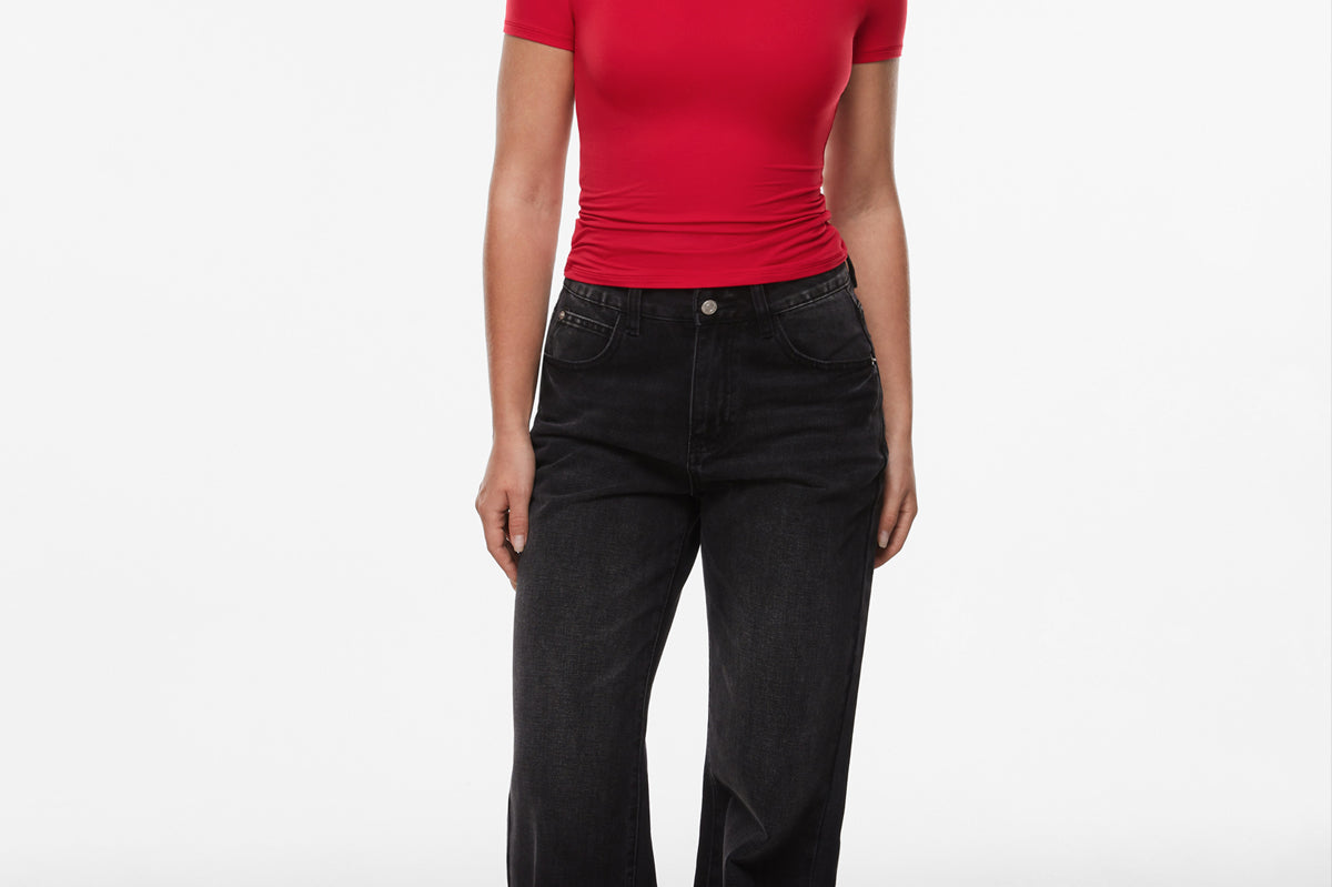 INLYRIC Women‘s Inbarely® Ultra Short Sleeve Top - Double Layer Lipstick Red