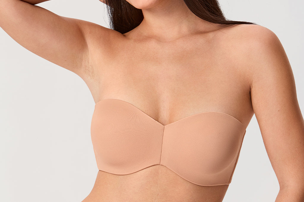 Women's Underwire Strapless Bra Barely Buff @model_info:ESA1